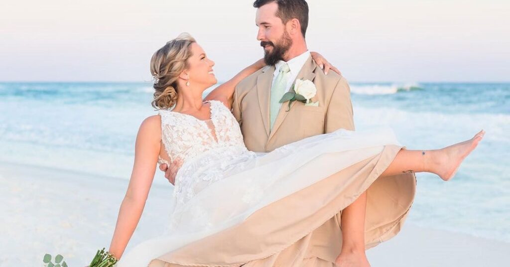 How To Choose the Perfect Venue for Your Beach Wedding