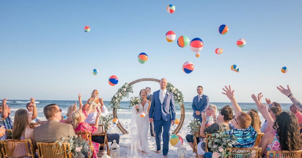 How To Choose the Perfect Time of Day for Your Beach Wedding